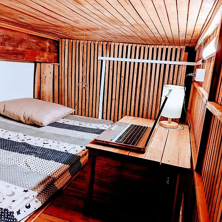 The Gk House Hostel, Ecolliving, Central City, Natural Wooden, Chill View Rooftop, Restaurant And Cocktail Bar Ho Chi Minh City Exterior photo