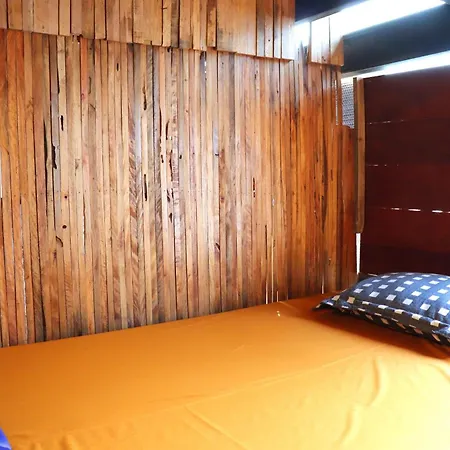 The Gk House Hostel, Ecolliving, Central City, Natural Wooden, Chill View Rooftop, Restaurant And Cocktail Bar Ho Chi Minh City Exterior photo