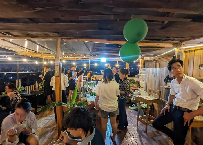 The Gk House Hostel, Ecolliving, Central City, Natural Wooden, Chill View Rooftop, Restaurant And Cocktail Bar