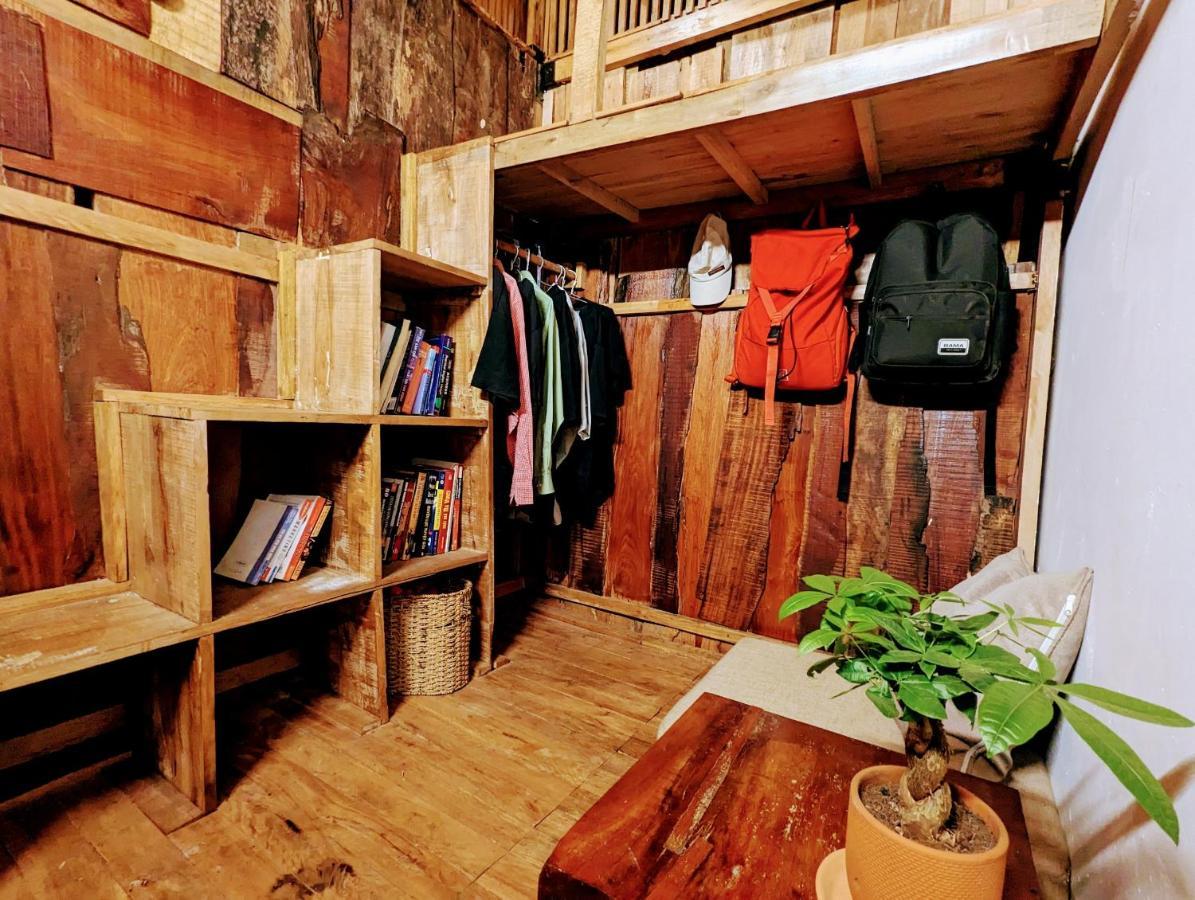 The Gk House Hostel, Ecolliving, Central City, Natural Wooden, Chill View Rooftop, Restaurant And Cocktail Bar * Hô Chi Minh-Ville