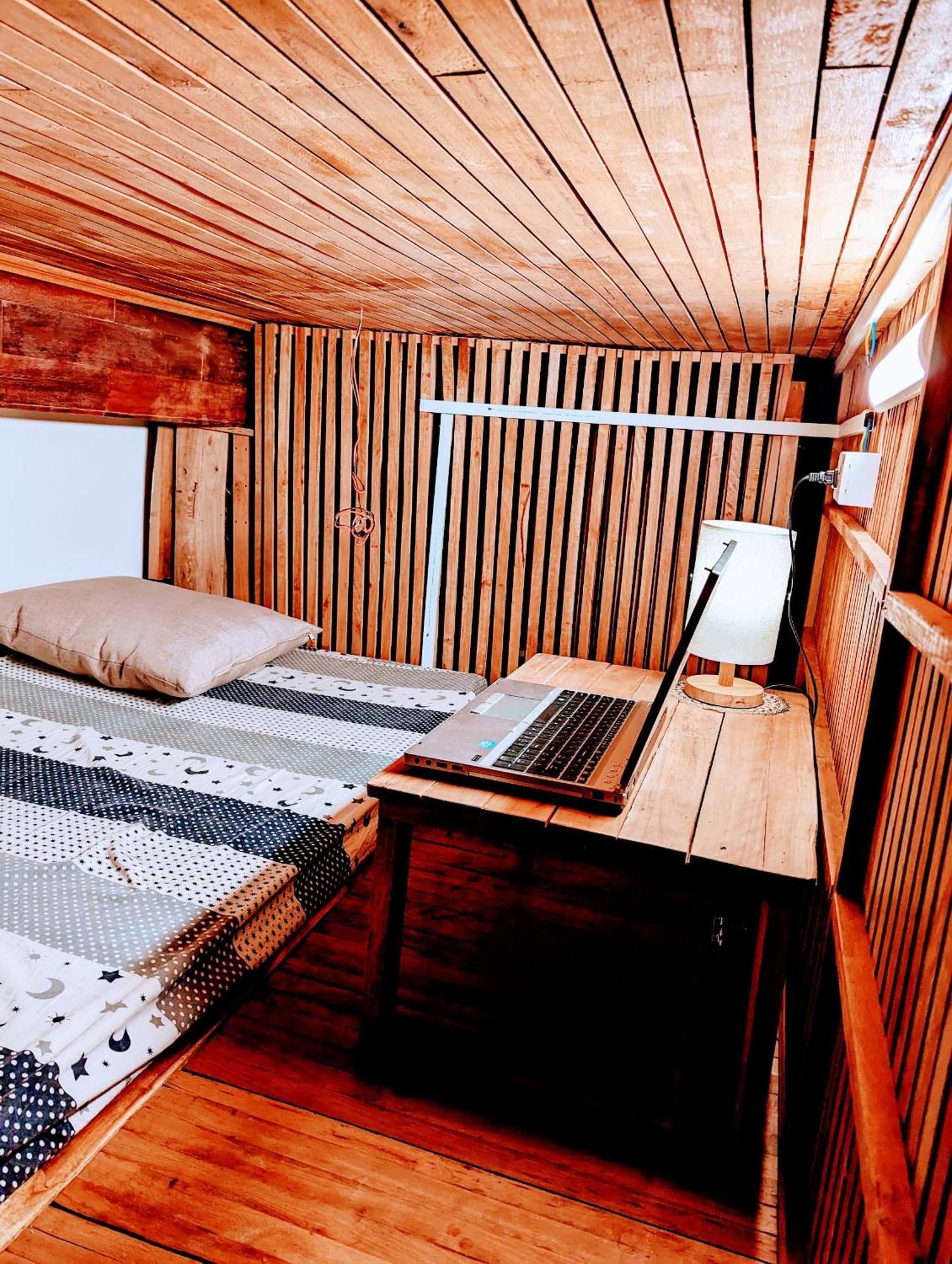 The Gk House Hostel, Ecolliving, Central City, Natural Wooden, Chill View Rooftop, Restaurant And Cocktail Bar * Hô Chi Minh-Ville