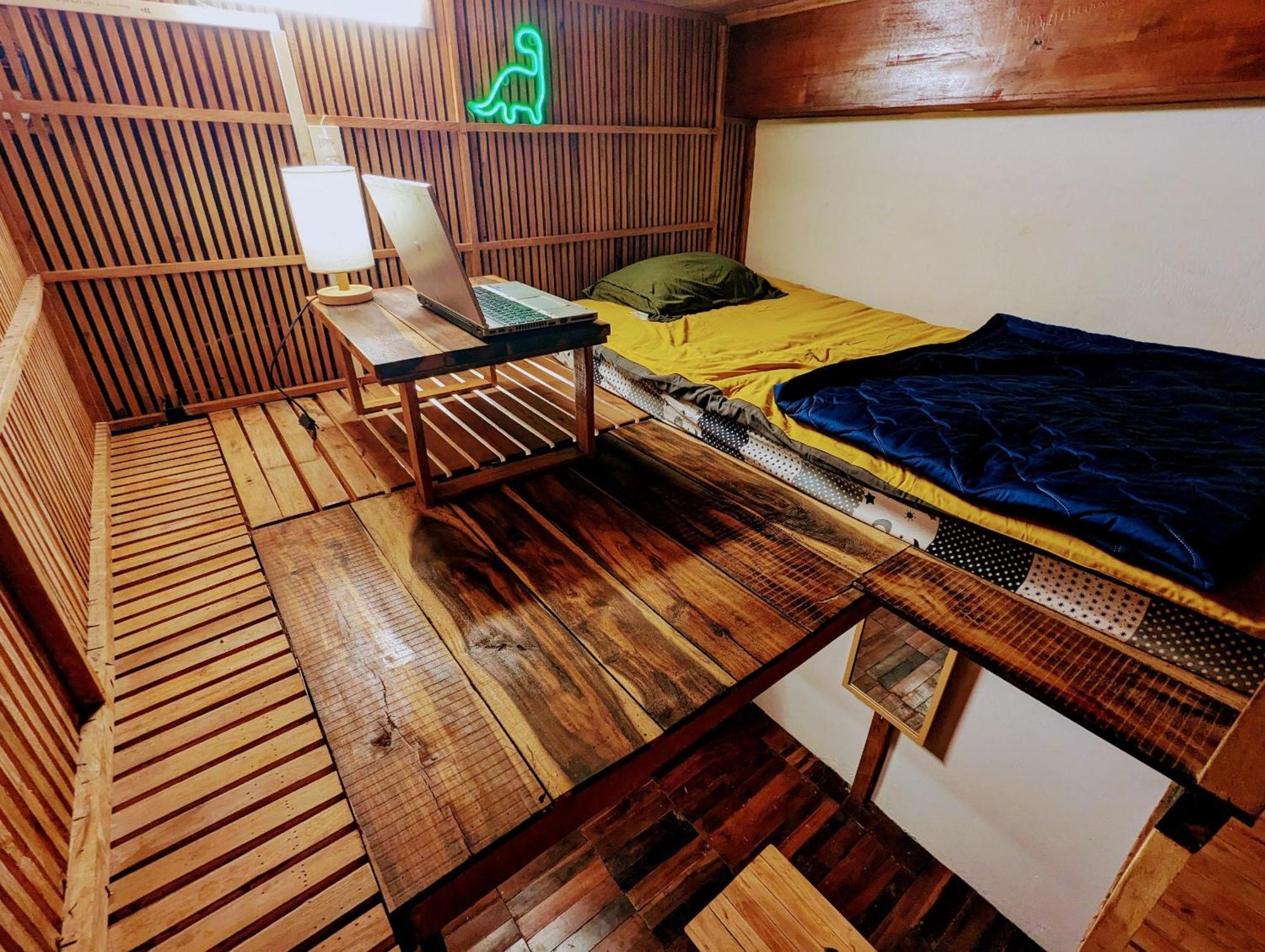 The Gk House Hostel, Ecolliving, Central City, Natural Wooden, Chill View Rooftop, Restaurant And Cocktail Bar Hôtel capsule Hô Chi Minh-Ville