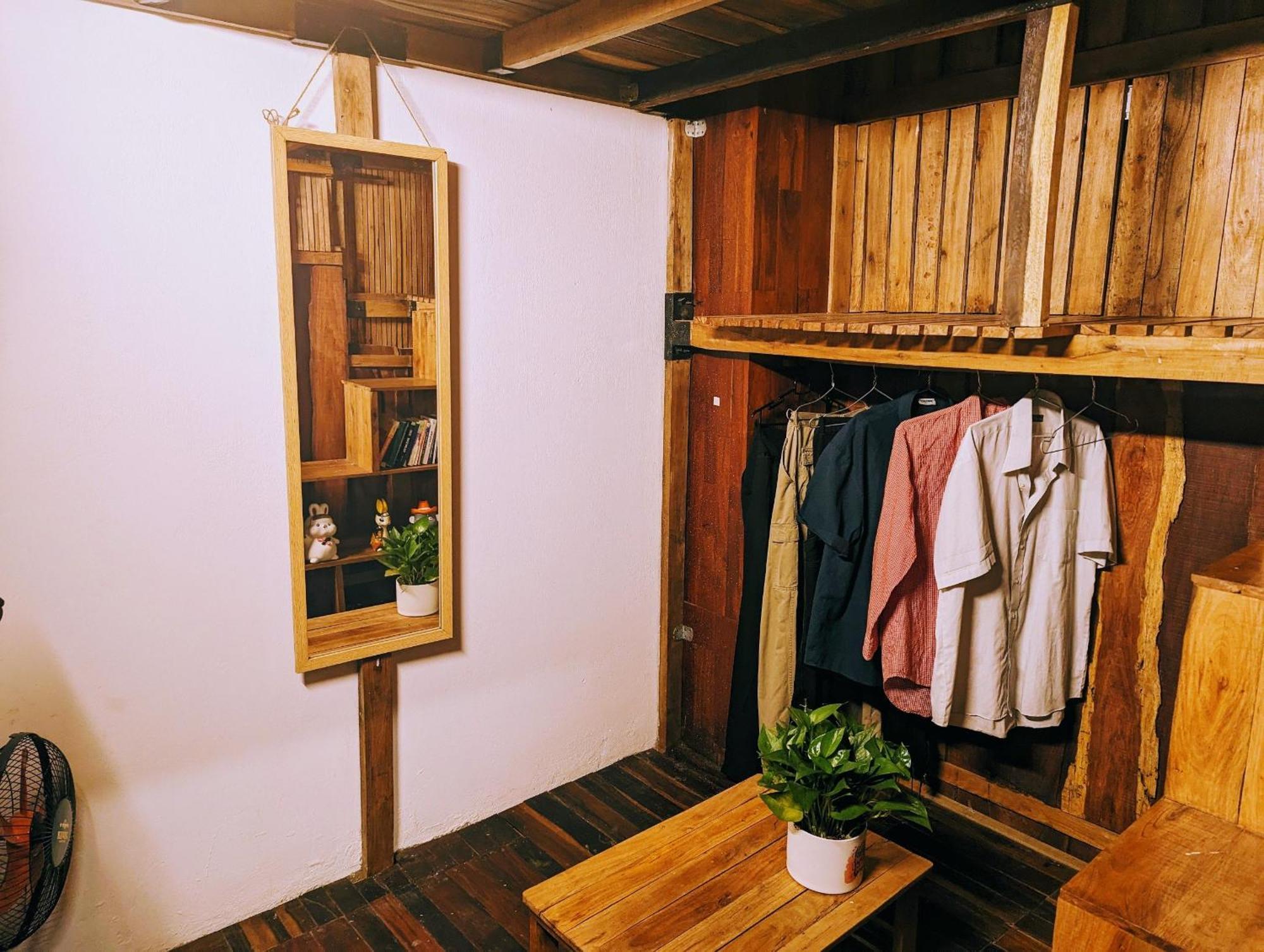 The Gk House Hostel, Ecolliving, Central City, Natural Wooden, Chill View Rooftop, Restaurant And Cocktail Bar *