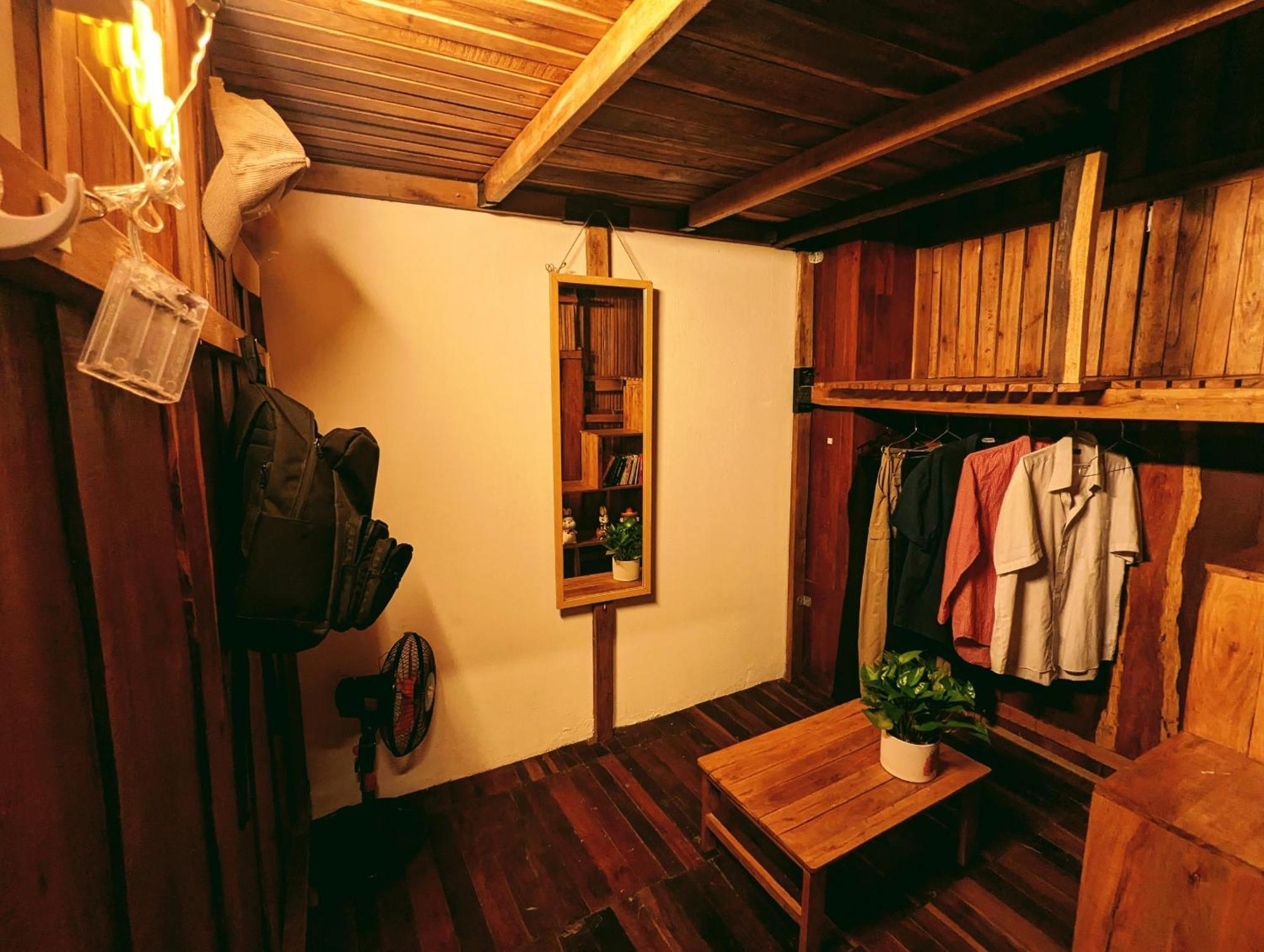 The Gk House Hostel, Ecolliving, Central City, Natural Wooden, Chill View Rooftop, Restaurant And Cocktail Bar *